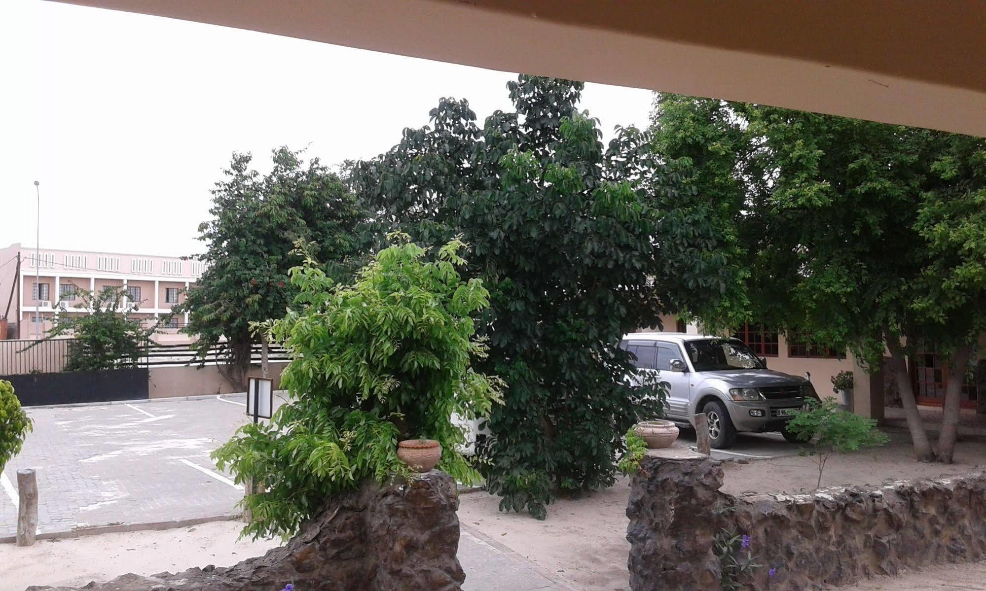 Larissa Hotel Maun Dış mekan fotoğraf